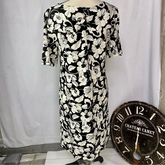 Anthropologie Maeve Black white floral print front pockets dress size 2 - Picture 3 of 12